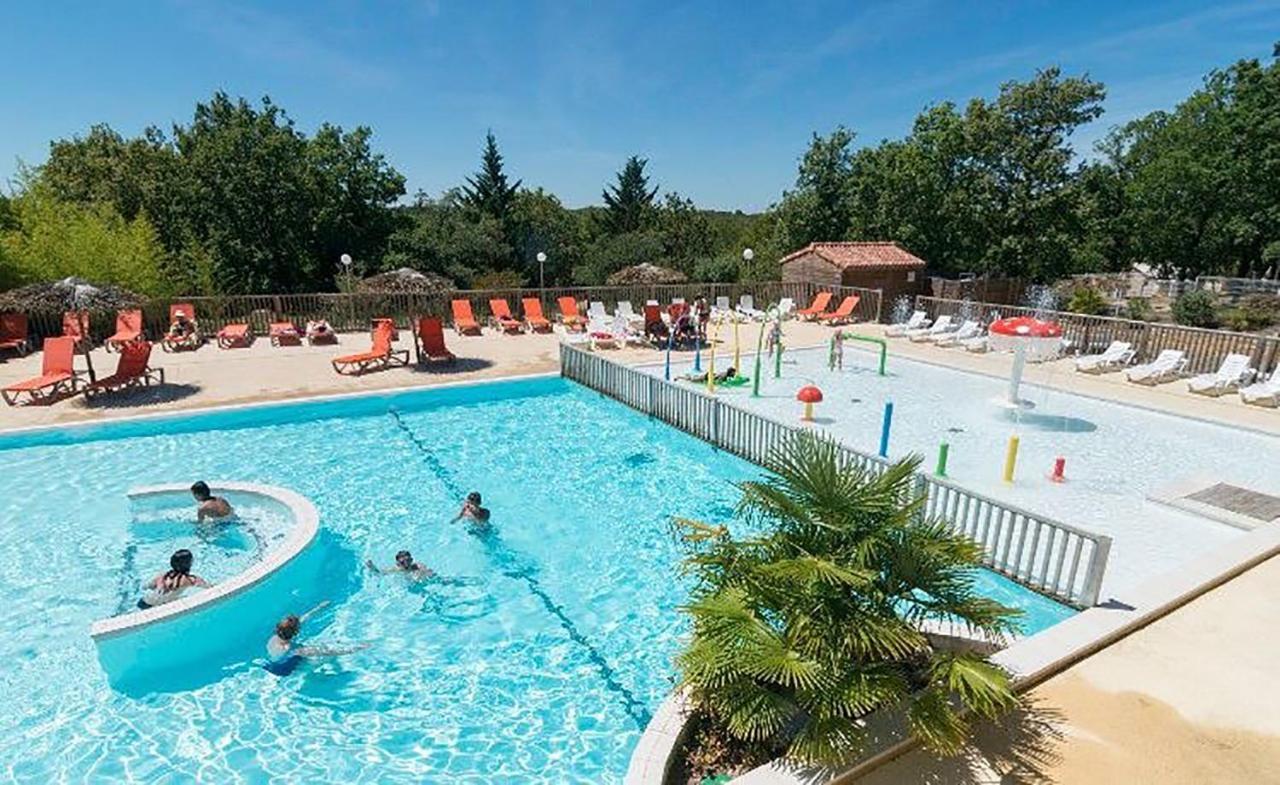 فندق Camping Les Reflets Du Quercy Crayssac المظهر الخارجي الصورة