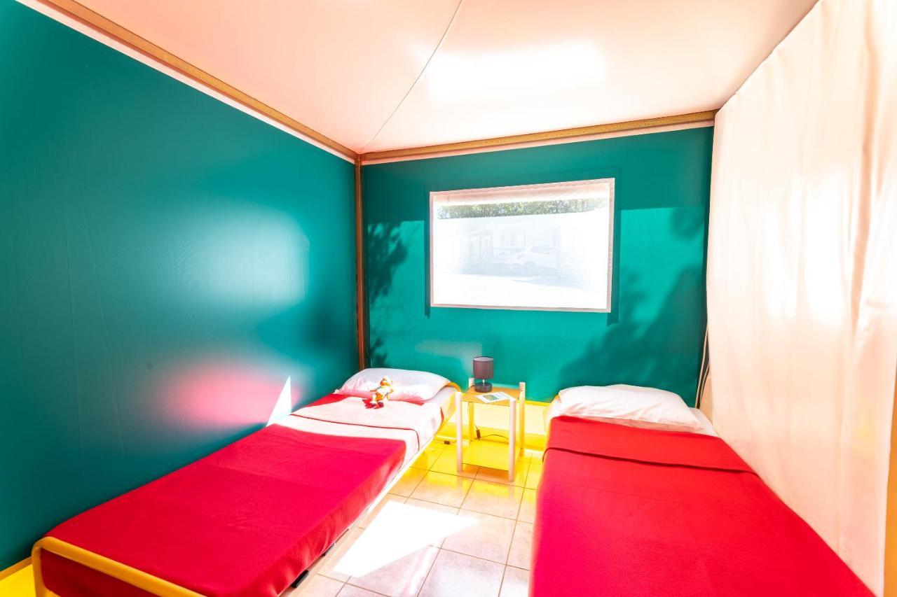 فندق Camping Les Reflets Du Quercy Crayssac المظهر الخارجي الصورة
